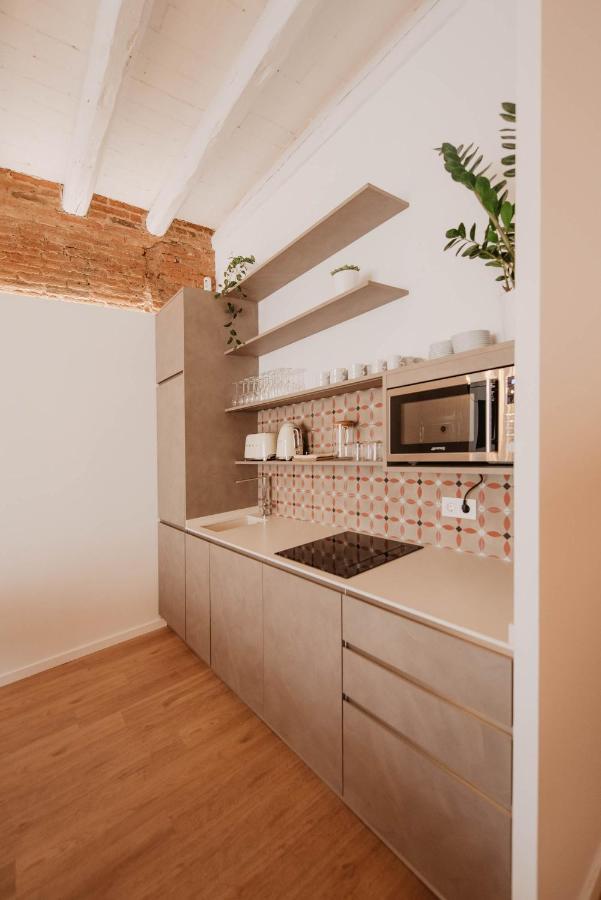 Petit Luxe Volta Bed & Breakfast Terrassa Bagian luar foto