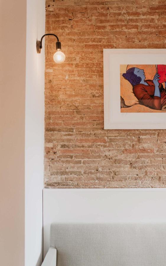 Petit Luxe Volta Bed & Breakfast Terrassa Bagian luar foto
